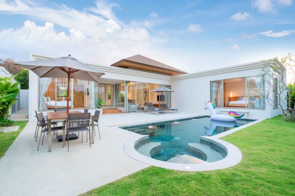 Cost of Pool Deck Pouring in Odessa