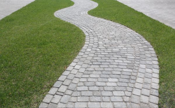 Cost of Walkway Paving in Odessa