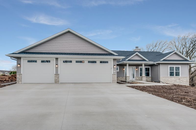 Residential Driveway with Sealer